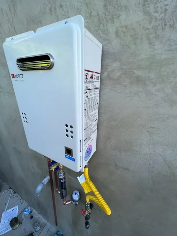 Tankless water heater installation for Glade Nielsen homes